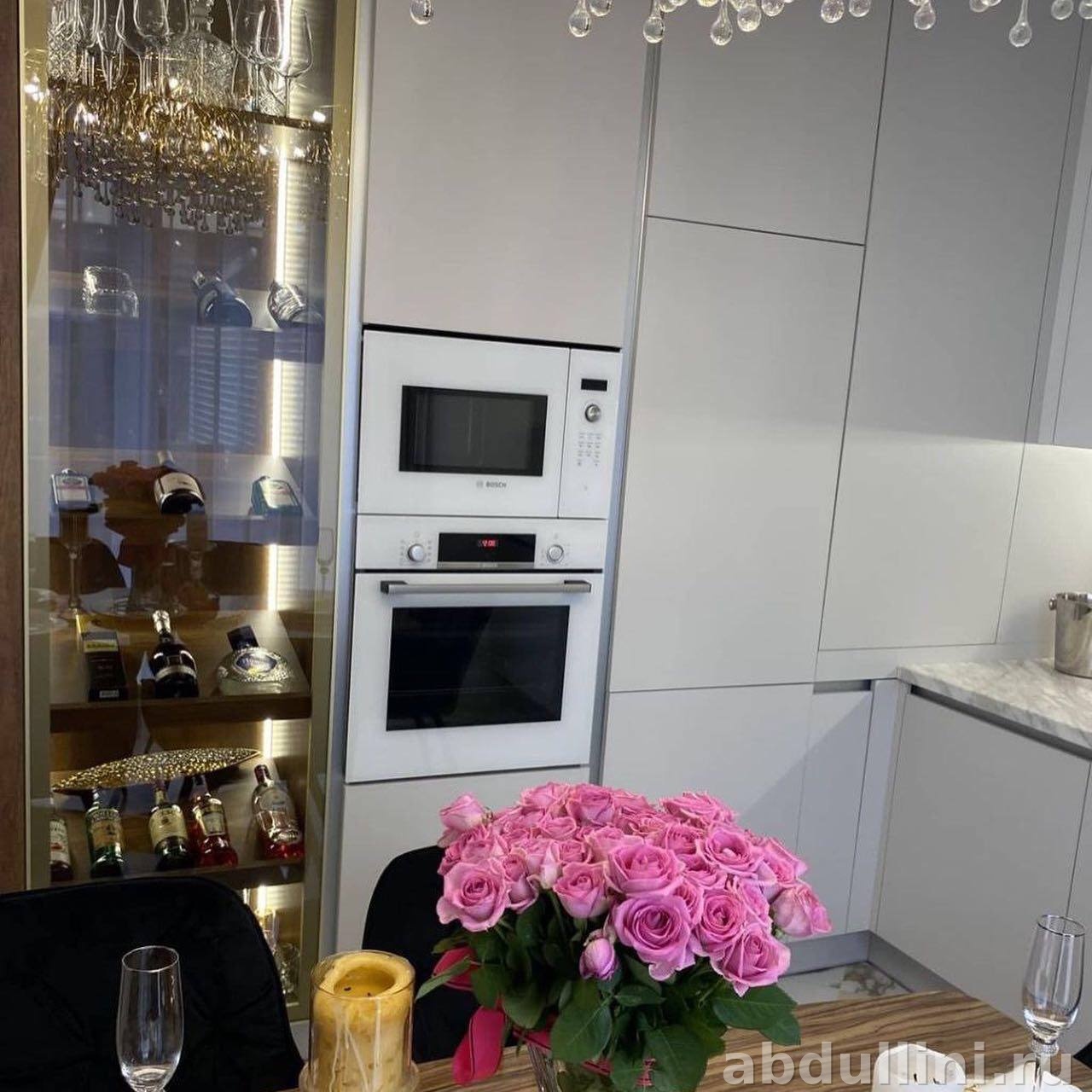 Современные угловые кухни на заказ от производителя из Дагестана