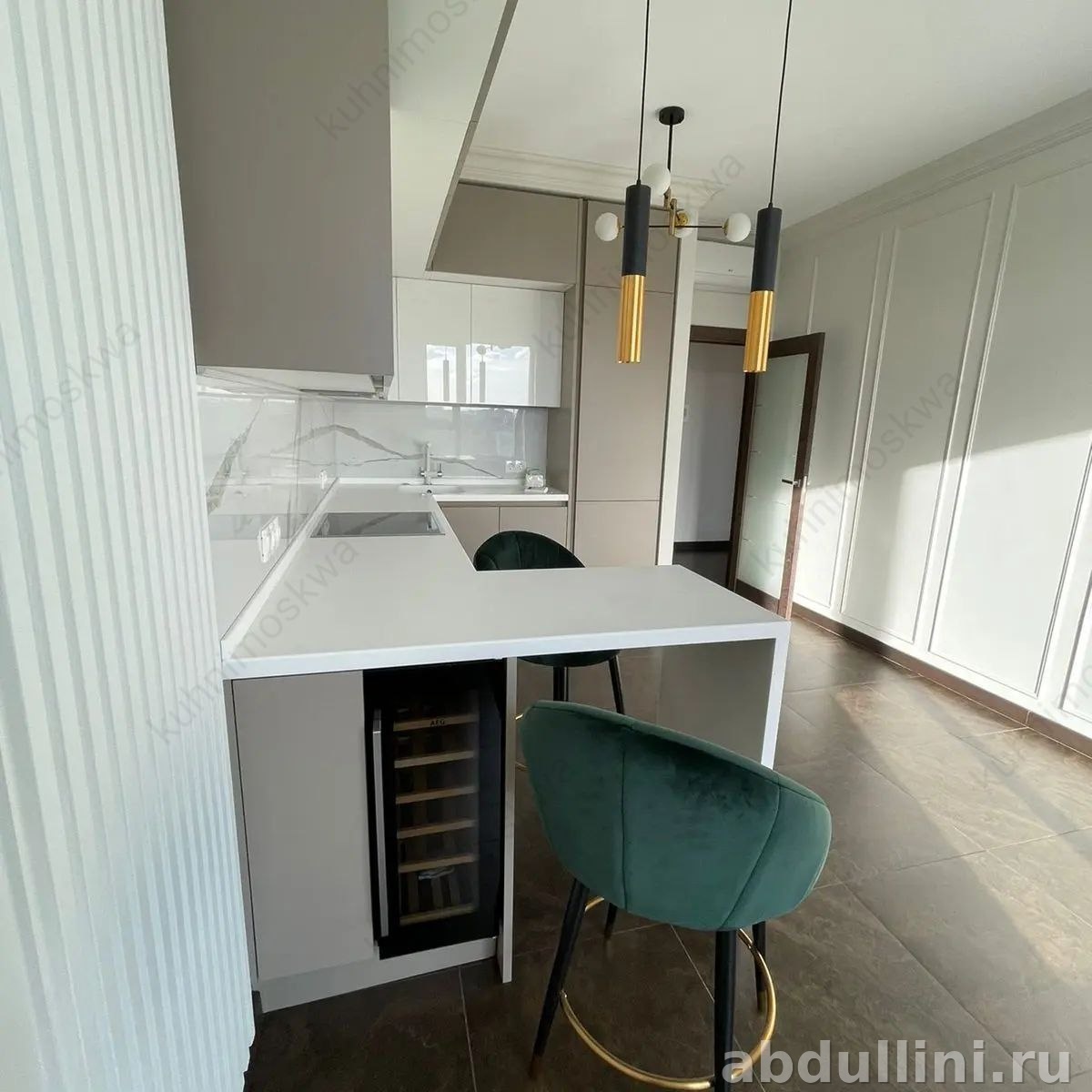 Современные угловые кухни на заказ от производителя из Дагестана