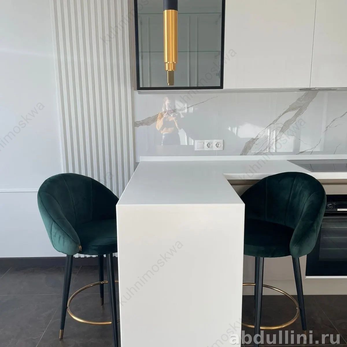 Современные угловые кухни на заказ от производителя из Дагестана