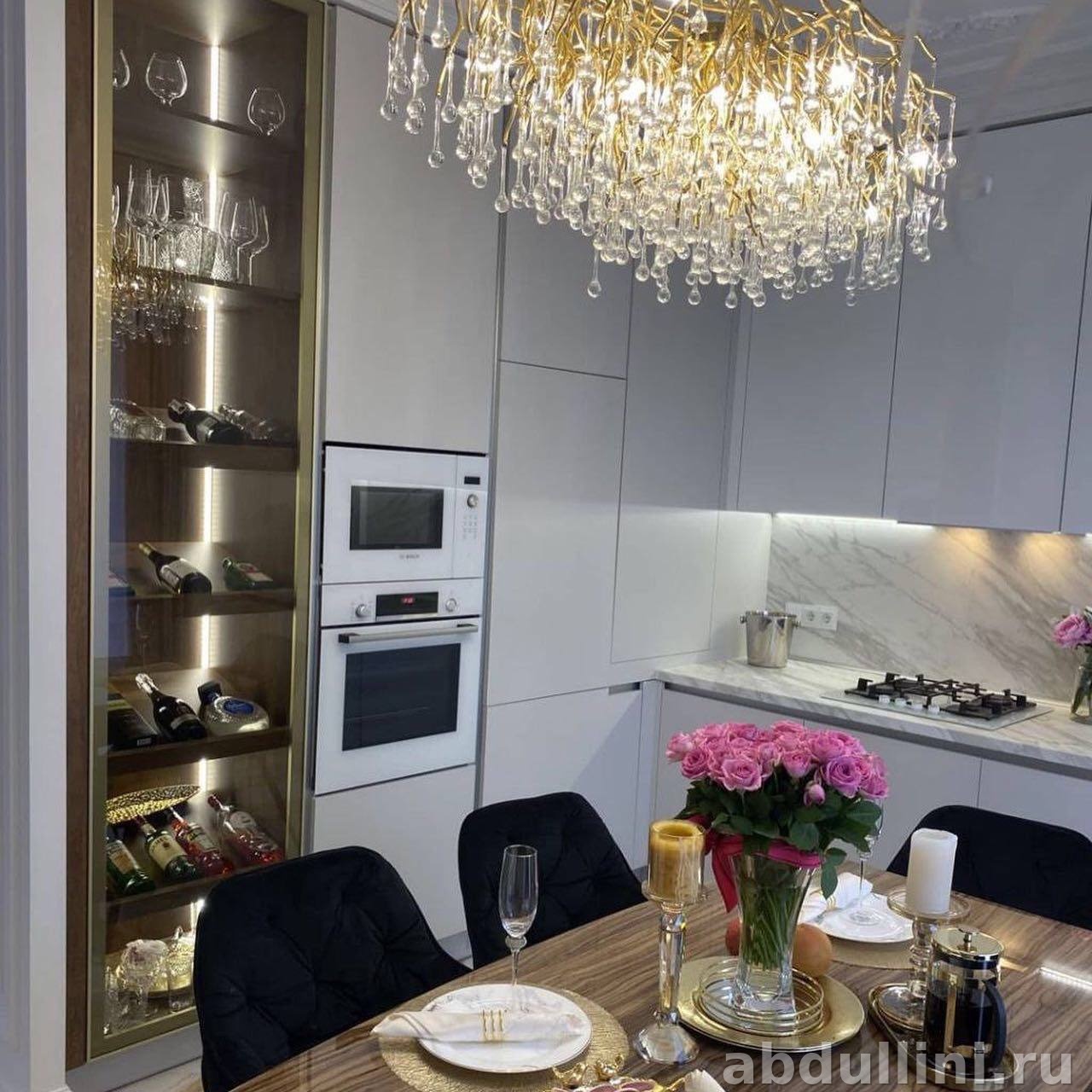 Современные угловые кухни на заказ от производителя из Дагестана