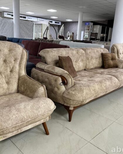 Мягкая мебель 3648: кресло и диван в стиле неоклассика — купить в Дагестане