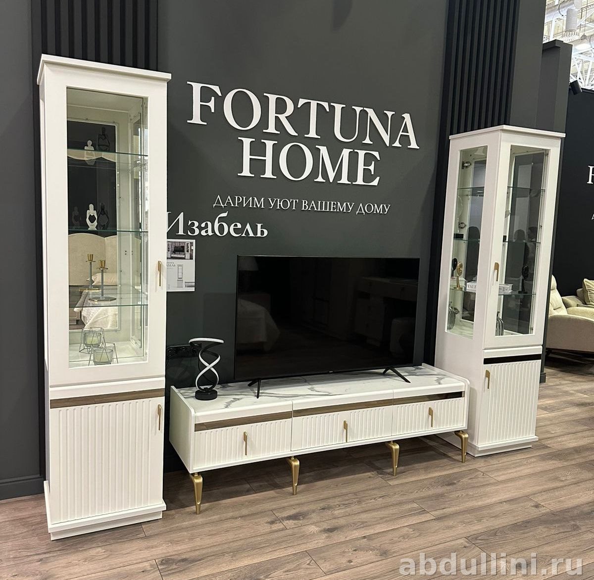 ТВ-группа Изабель белая с золотыми ручками купить в Дагестане