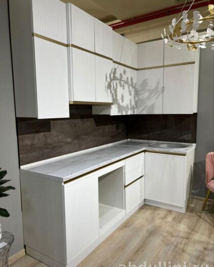 Кухня Эвелин — белый с золотом, мебель на заказ в Дагестане — купить в Дагестане