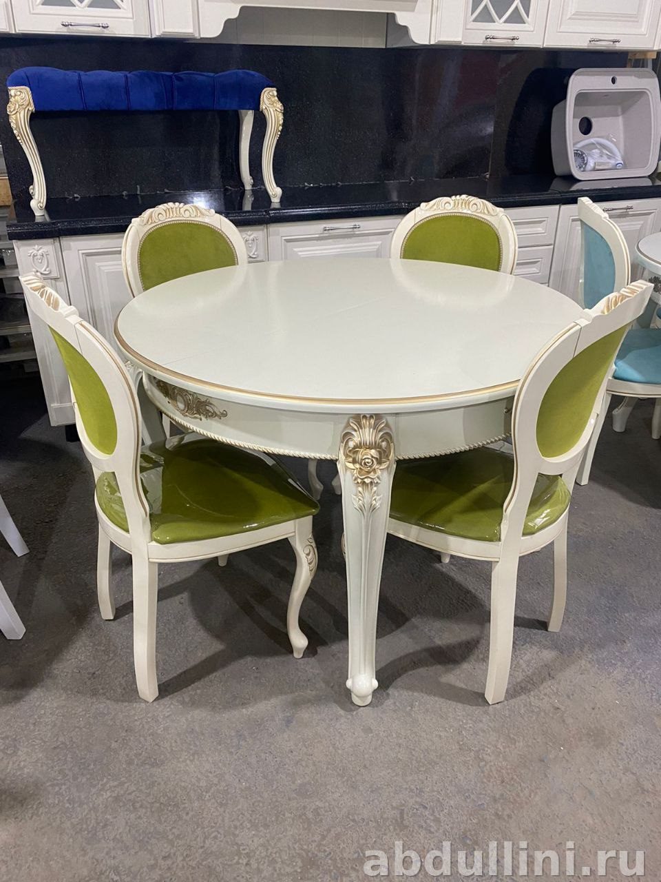 Стол раздвижной с 4 стульями — купить в Дагестане (без стульев)