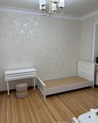 Кровать Италия с туалетным столиком и пуфом — купить в Дагестане — купить в Дагестане