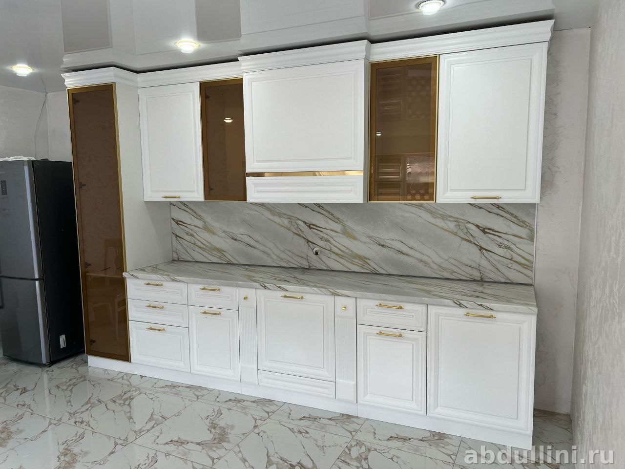 Кухня «Анна» 350 — белая с золотом, мебель на заказ в Дагестане — купить в Дагестане