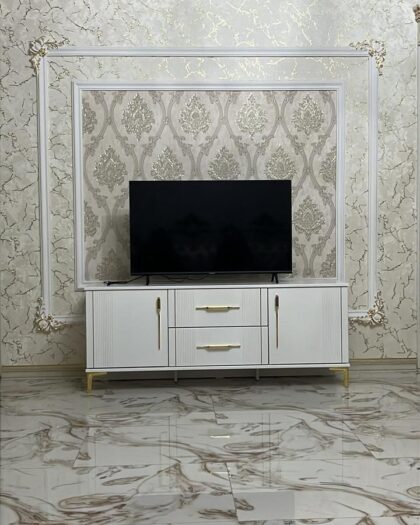 ТВ тумба «Рим» — белая глянцевая с золотистой фурнитурой — купить в Дагестане