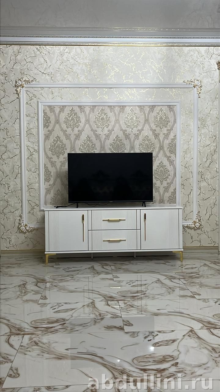 ТВ тумба «Рим» — белая глянцевая с золотистой фурнитурой — купить в Дагестане
