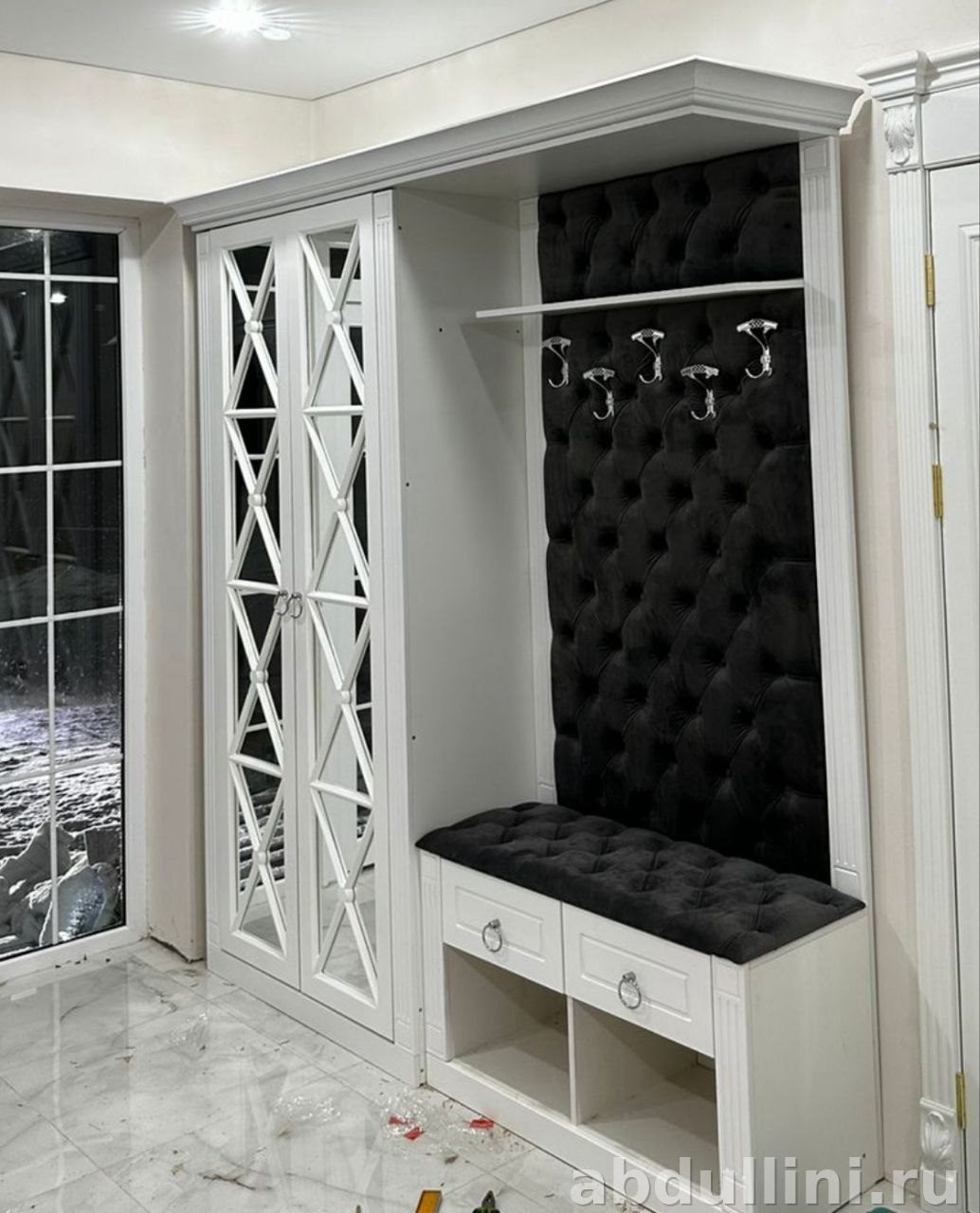 Прихожая Новелла 2 в белом матовом цвете с золотыми ручками — купить в Дагестане