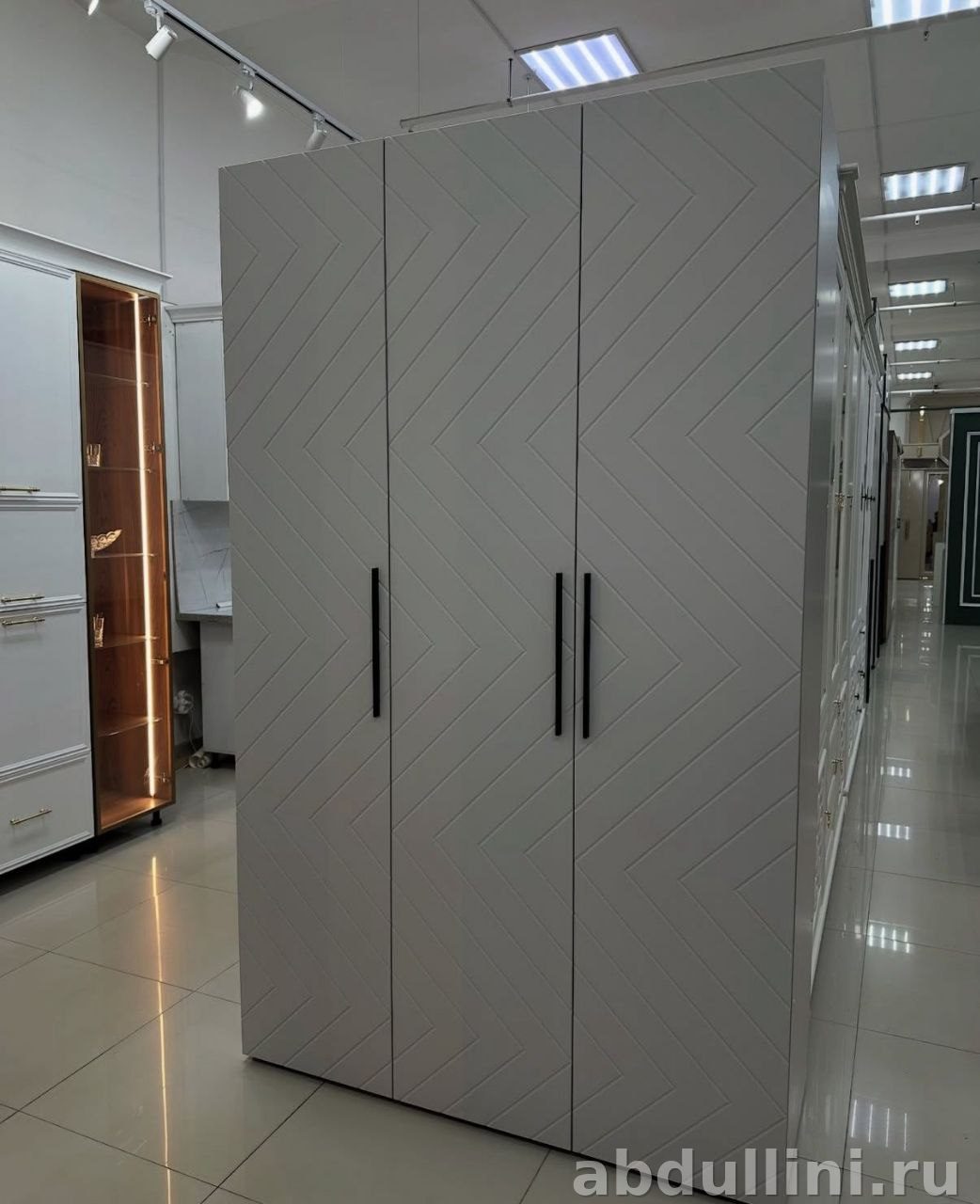 Шкаф «Флэш» — модный трехстворчатый шкаф купить в Дагестане — купить в Дагестане — фото 1