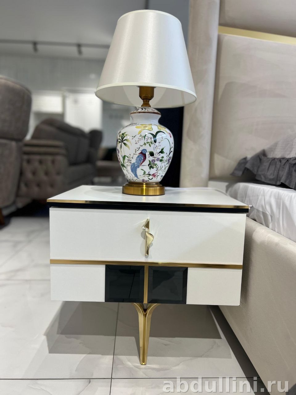 Сп. Леонарда — мебельный комплект в бело-золотом цвете — купить в Дагестане — фото 4