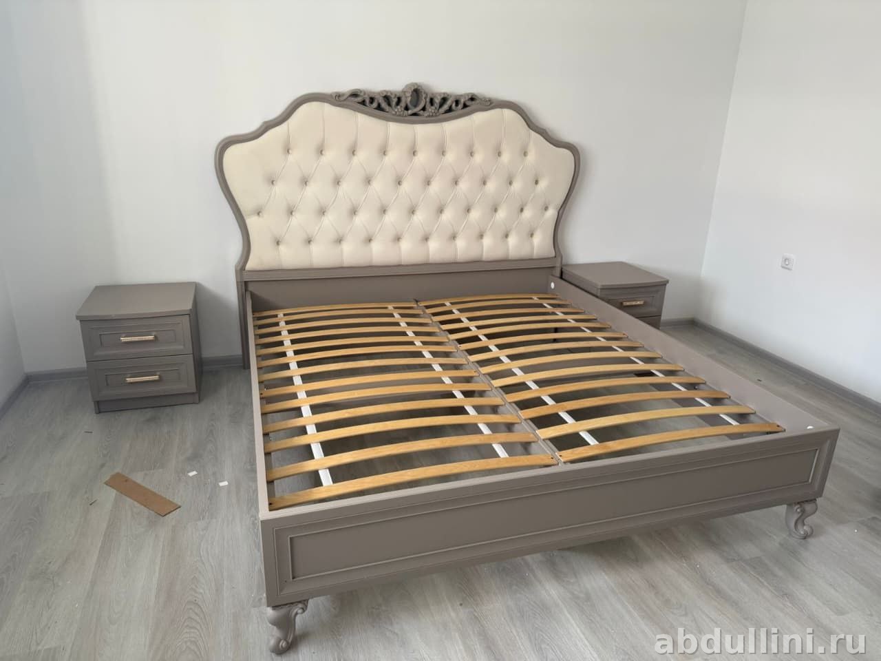 Спальный гарнитур «Мокко Люкс» серый матовый купить в Махачкале