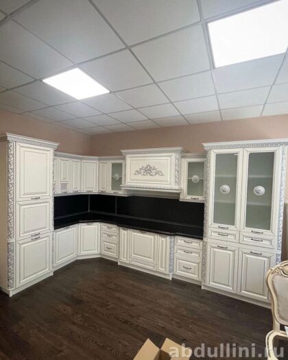 Кухня Эмилия — классический гарнитур в Дагестане — купить в Дагестане — фото 1