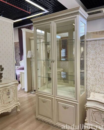 Витрина Берта 466 — жемчуг матовый, серебро патина цвет и комплектация — купить в Дагестане