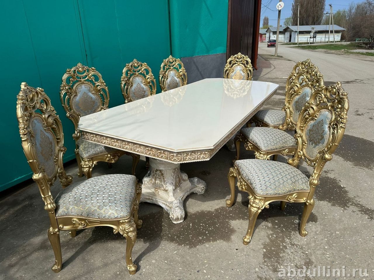 Обеденный стол Голд с 8 стульями в Дагестане 8 стульев