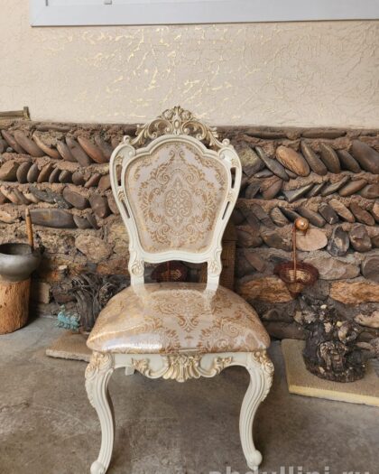 Классический стул 743 с резьбой и бархатной обивкой — купить в Дагестане — фото 1