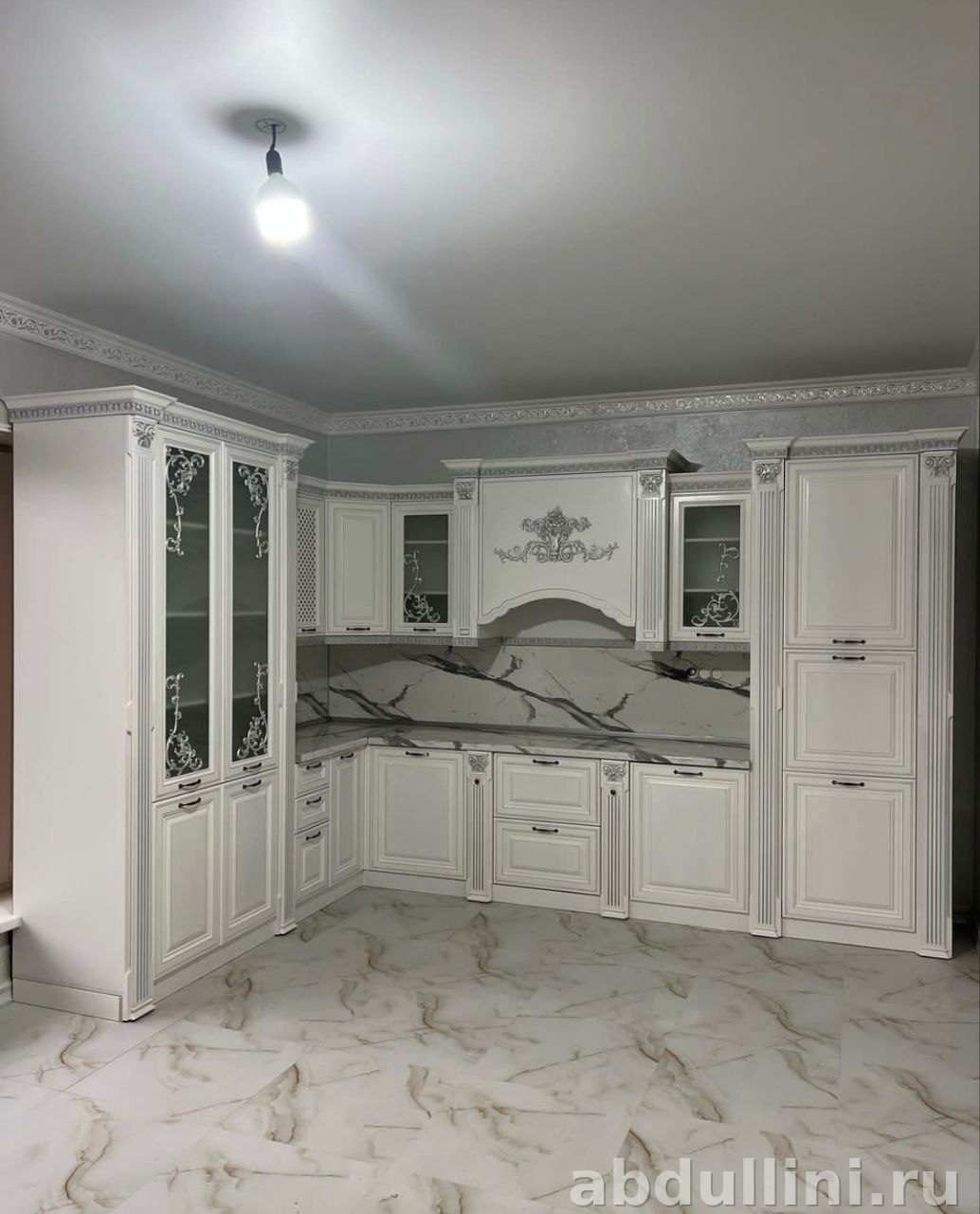 Кухонный гарнитур 8️⃣2️⃣4️⃣ в стиле неоклассика — купить в Дагестане — купить в Дагестане