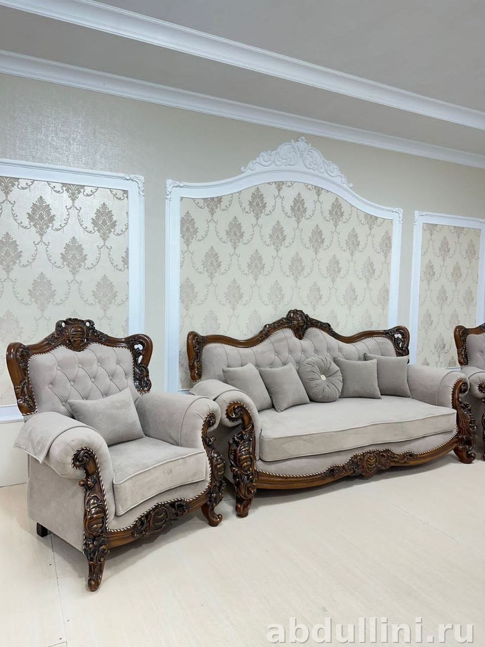 Комплект мягкой мебели 1329 в классическом стиле — купить в Дагестане — фото 1