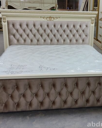 Кровать Веста 1471 в Дагестане — классика с золотистой отделкой — купить в Дагестане