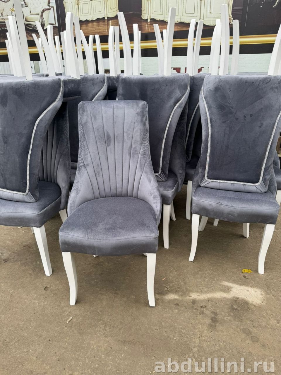 Стулья 1586 с бархатной обивкой и деревянным каркасом купить в Дагестане — купить в Дагестане