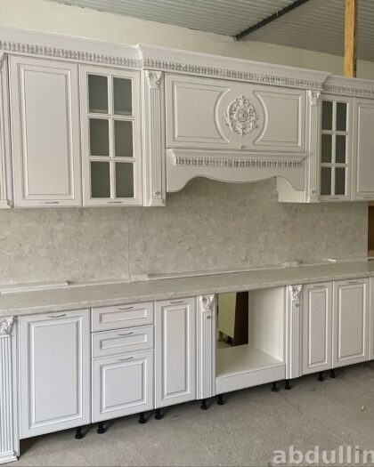 Кухонный гарнитур Валенсия — классика с элементами неоклассики — купить в Дагестане