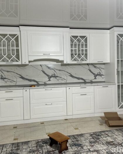 Кухня 'Наоми' белая с мраморной столешницей, купить в Дагестане — купить в Дагестане