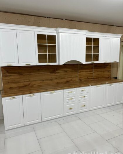 Кухня Ольвина 3201 — белый гарнитур с золотистой фурнитурой — купить в Дагестане