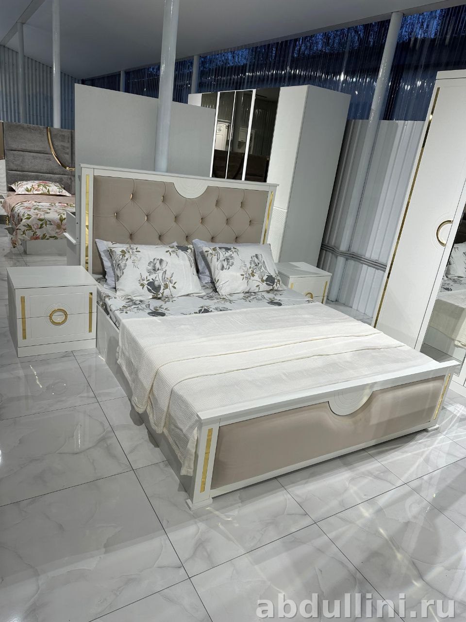 Спальня Одрина белая с золотом — купить в Дагестане — купить в Дагестане — фото 1