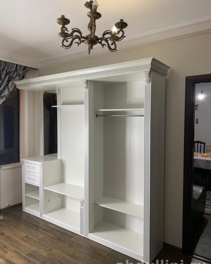 Прихожая Глория 150+пенал — мебель в стиле неоклассика — купить в Дагестане