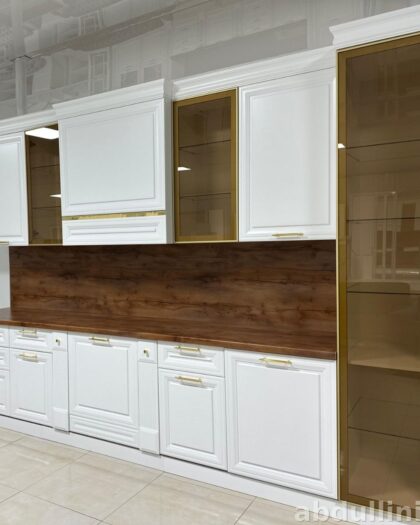 Кухня Анна 3558 — белая кухня с золотистыми элементами — купить в Дагестане
