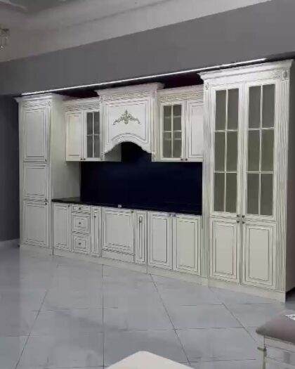 Кухонный гарнитур «Астория» в Дагестане – кремовый, 4350 мм — купить в Дагестане