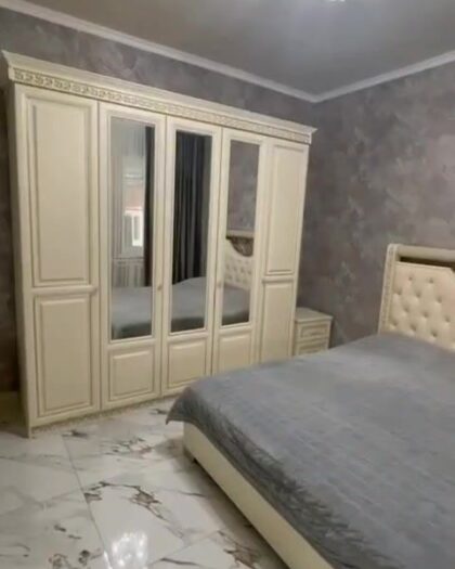 Спальня «Берта Эко» 5 дверей, кровать 160/200, крем, купить в Дагестане — купить в Дагестане