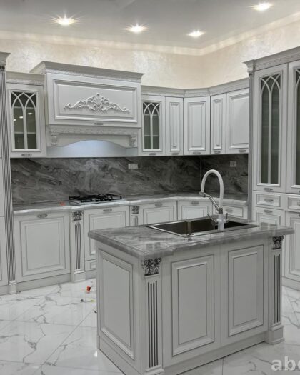 Кухонный гарнитур Монако 3893 в Дагестане – белый с серебром другой размер — купить в Дагестане — фото 1