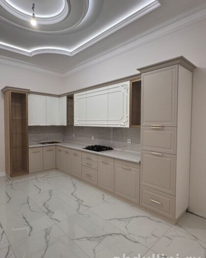 Кухня Белучи — неоклассика с фрезеровкой и резными элементами другой размер — купить в Дагестане — фото 1