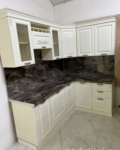 Кухня Азиза — неоклассика в кремовом цвете, купить в Дагестане — купить в Дагестане