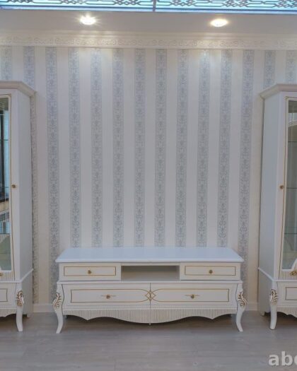 Комплект мебели 332: витрины и тумба под ТВ в классическом стиле — купить в Дагестане