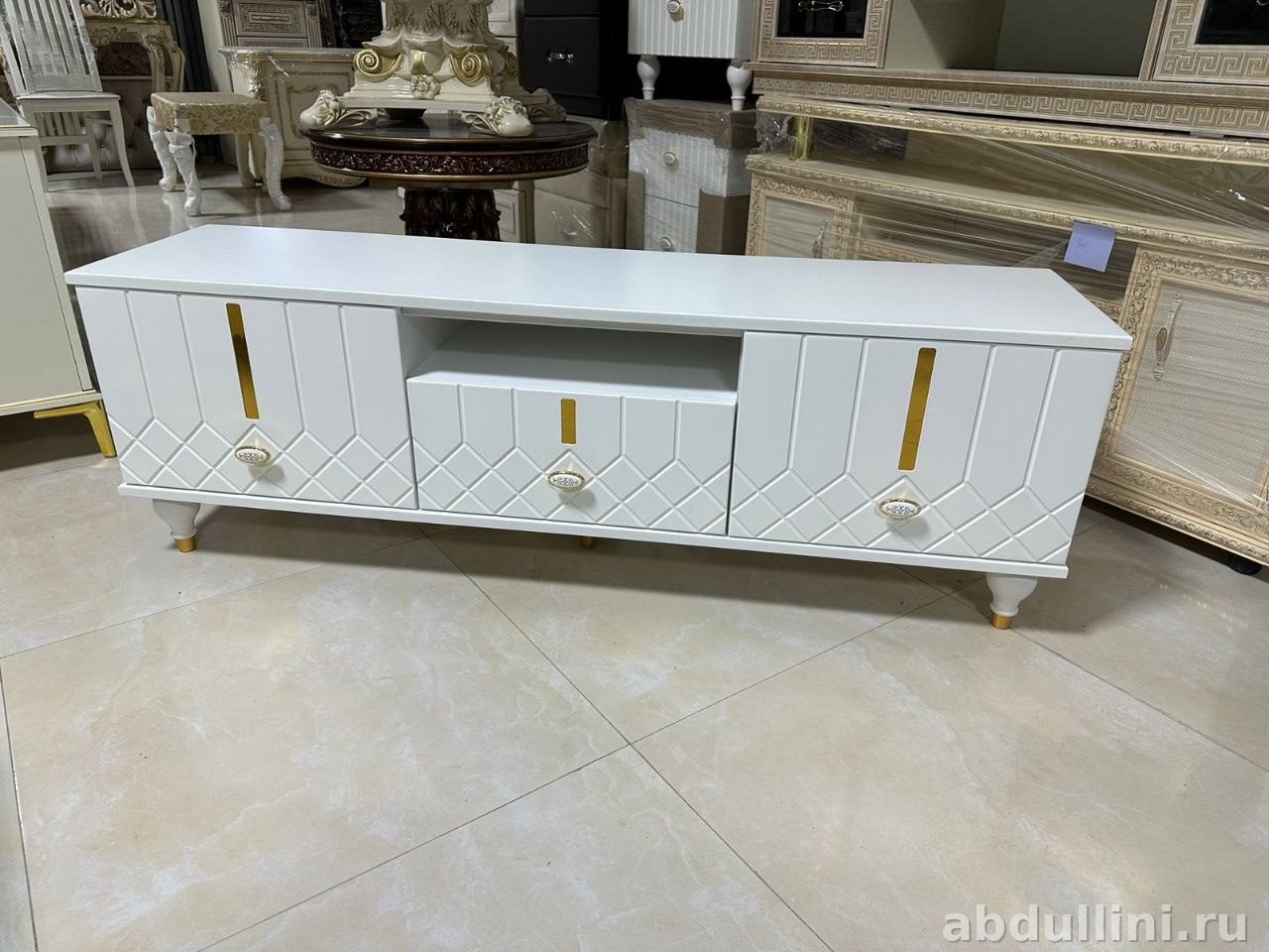 Тумба под телевизор 355 в стиле неоклассика — купить в Дагестане — купить в Дагестане — фото 1