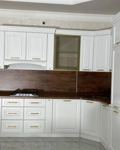 Кухня «ЛЮКС-ЛАЙФ» 395/275 — 450/210 в Дагестане — мебель на заказ цвет столешницы — купить в Дагестане