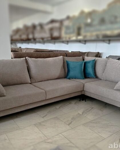 Угловой диван 300x220 см, светло-серый с бирюзовыми подушками — купить в Дагестане