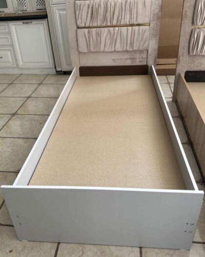 Кровать с мягким изголовьем — купить в Дагестане — купить в Дагестане — фото 1