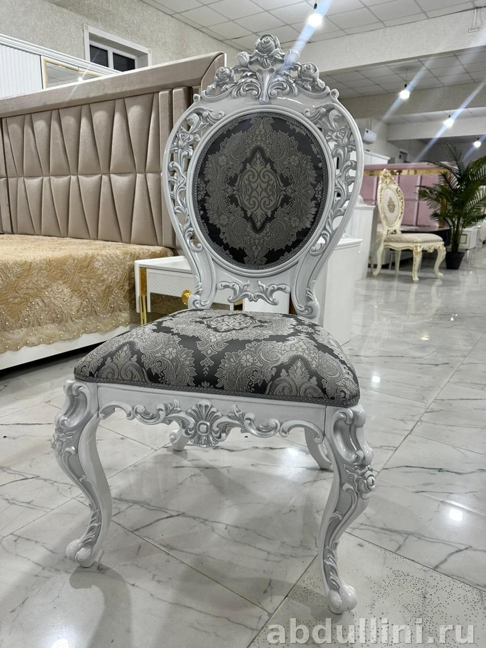 Стул с резьбой и дамасским узором купить в Дагестане Дамасский узор — купить в Дагестане