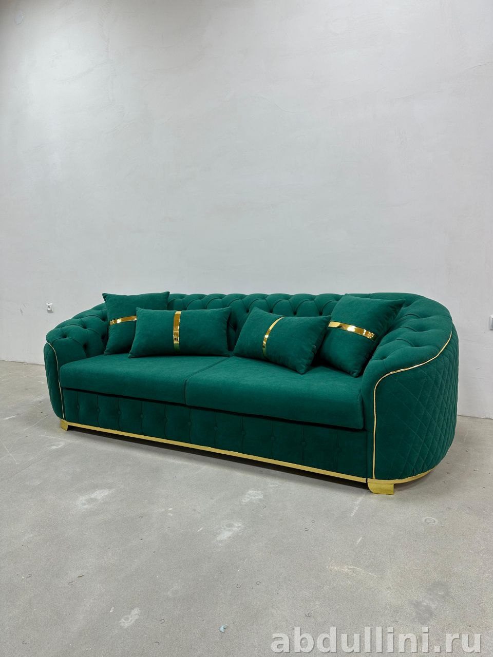 Диван 1578 Bellona в Дагестане — изумрудно-зеленый с золотом — купить в Дагестане — фото 1