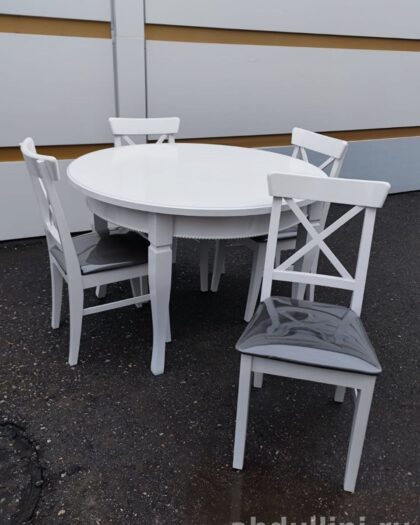 Круглый стол с 4 стульями в белом цвете — купить в Дагестане — купить в Дагестане