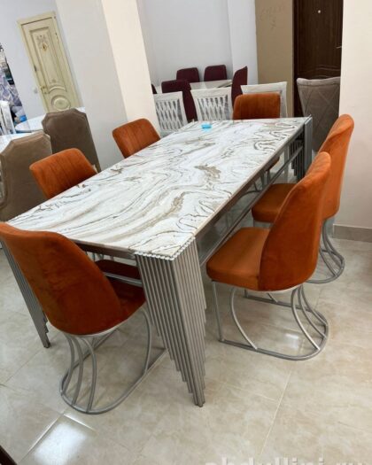 Стол и 6 стульев — модный комплект для столовой — купить в Дагестане