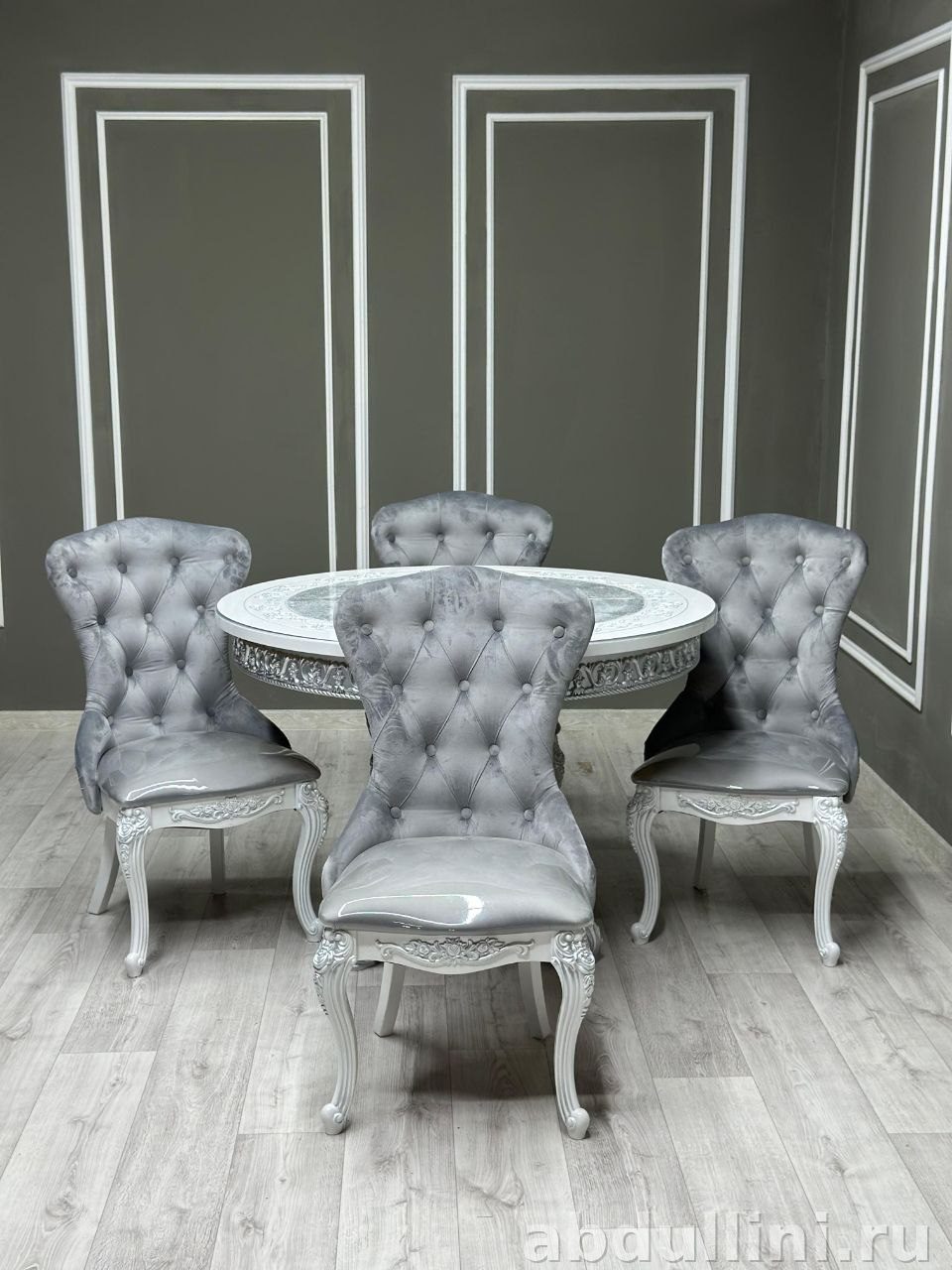 Круглый раздвижной стол 2663 с бархатными стульями в Дагестане цвет, комплектация — купить в Дагестане — фото 1