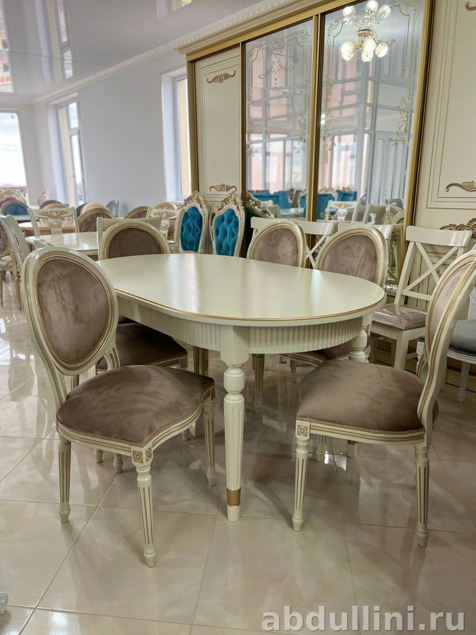 Стол Универсиал раздвижной и стулья Медальоны купить в Дагестане другой размер — купить в Дагестане