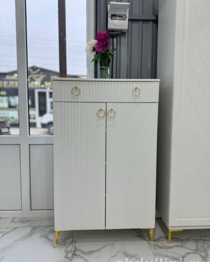 Обувница Милан белая с золотистой фурнитурой — купить в Дагестане